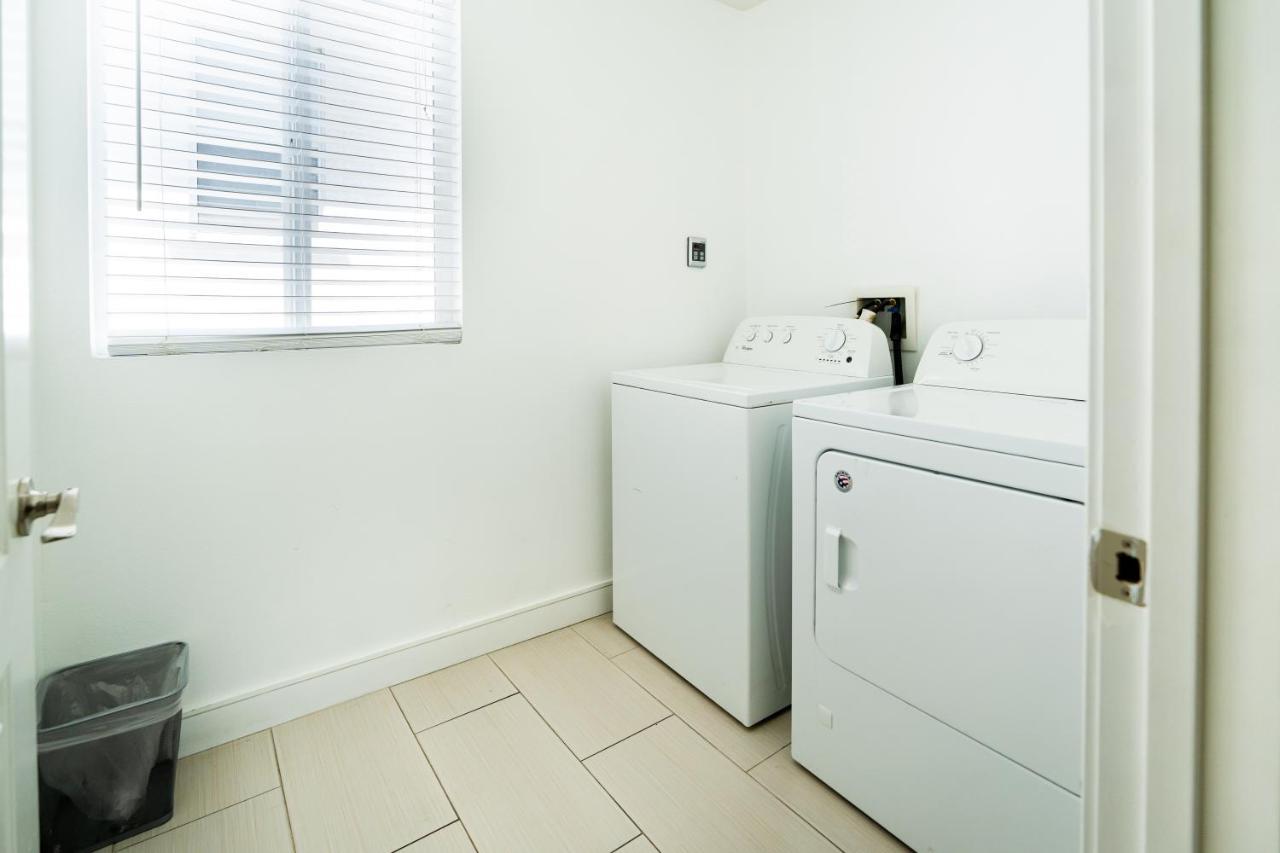 Appartamento Modern Spacious 5 Bedrooms 3-bath Near Downtown La With 2 Parking *